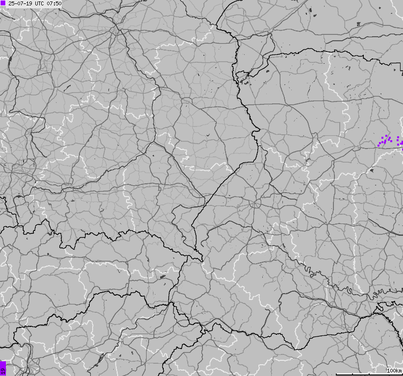 Mapa wyładowań atmosferycznych na obszarze Polski