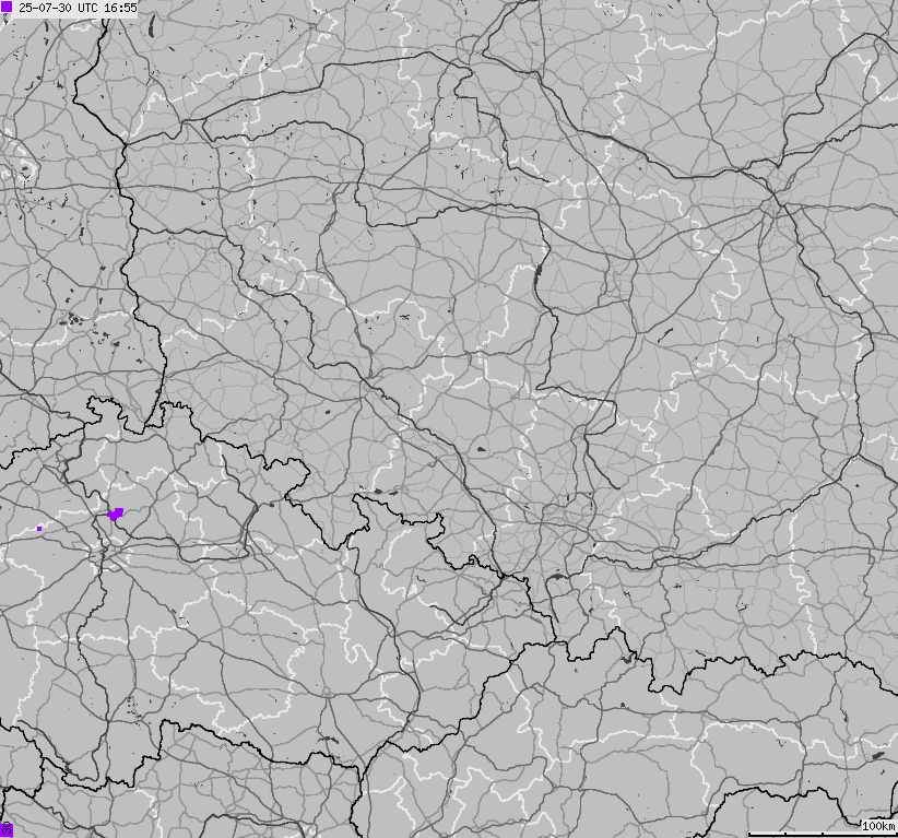 Mapa wyładowań atmosferycznych na obszarze Polski
