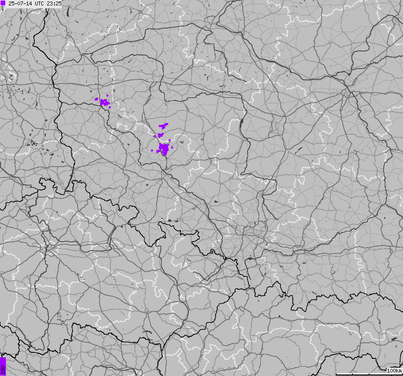Mapa wyładowań atmosferycznych na obszarze Polski