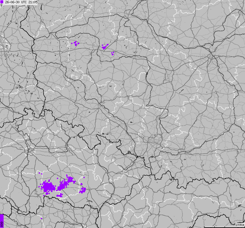 Mapa wyładowań atmosferycznych na obszarze Polski