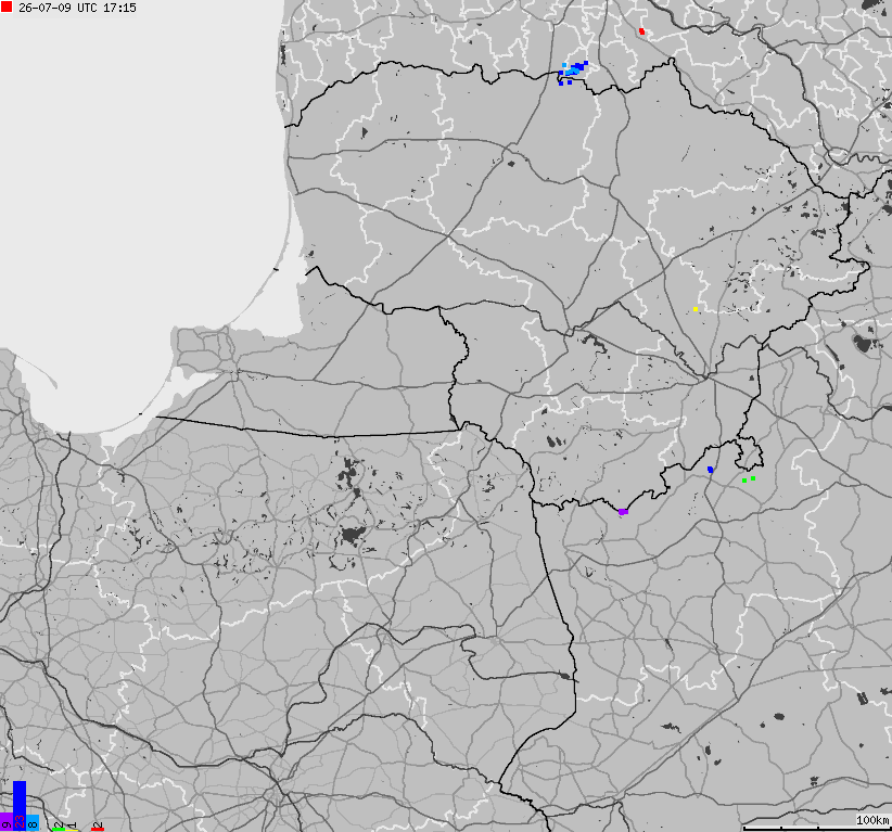 Mapa wyładowań atmosferycznych na obszarze Polski
