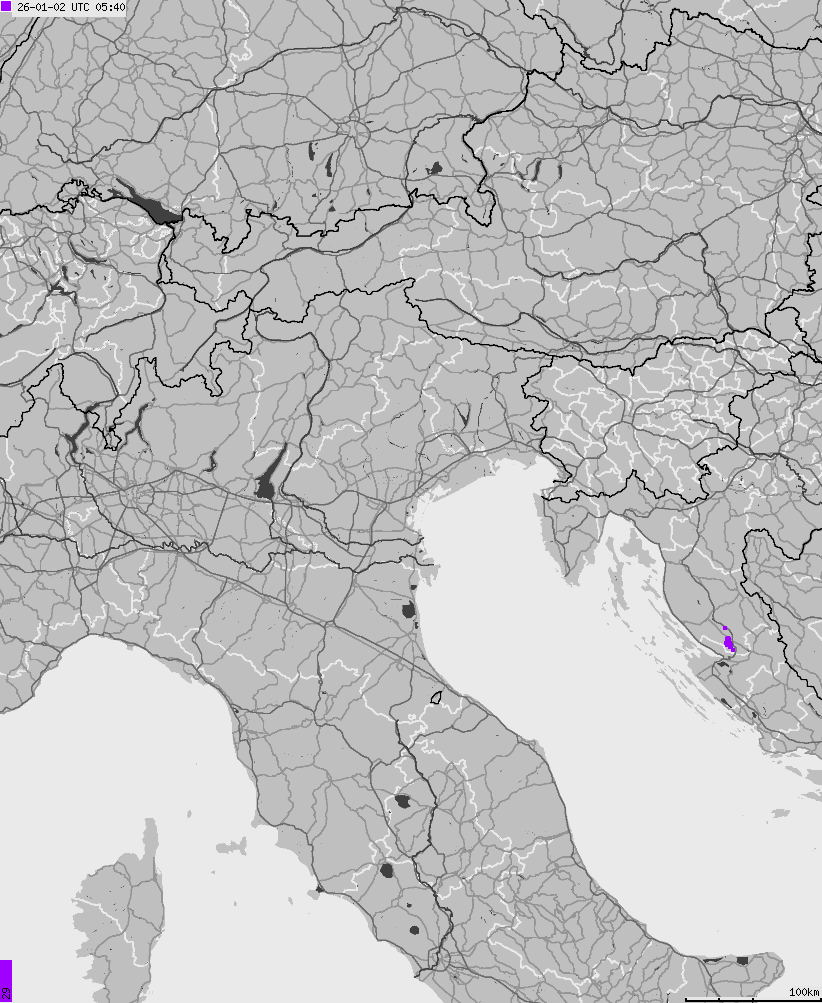 Mapa wyładowań atmosferycznych na obszarze Włoch