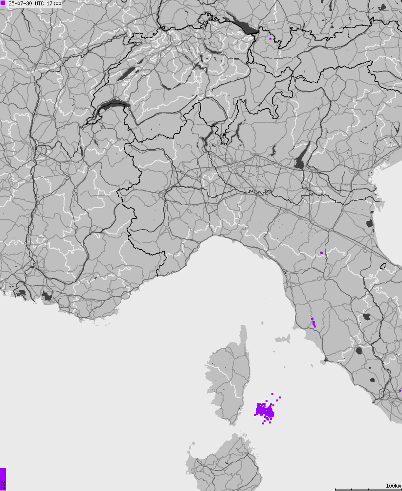 Mapa wyładowań atmosferycznych na obszarze Włoch