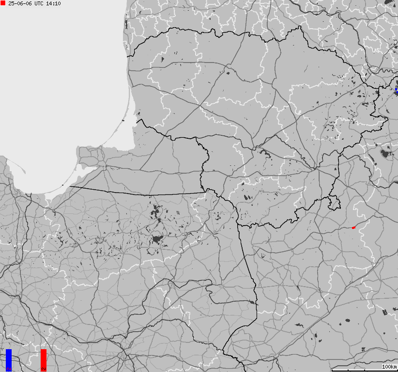 Mapa wyładowań atmosferycznych na obszarze Polski