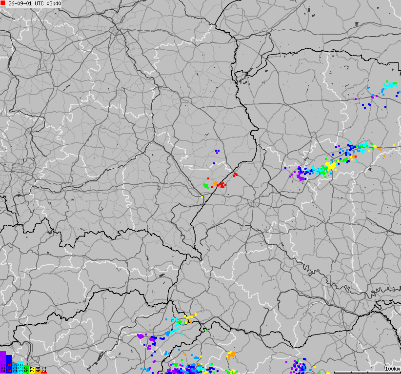 Mapa wyładowań atmosferycznych na obszarze Polski