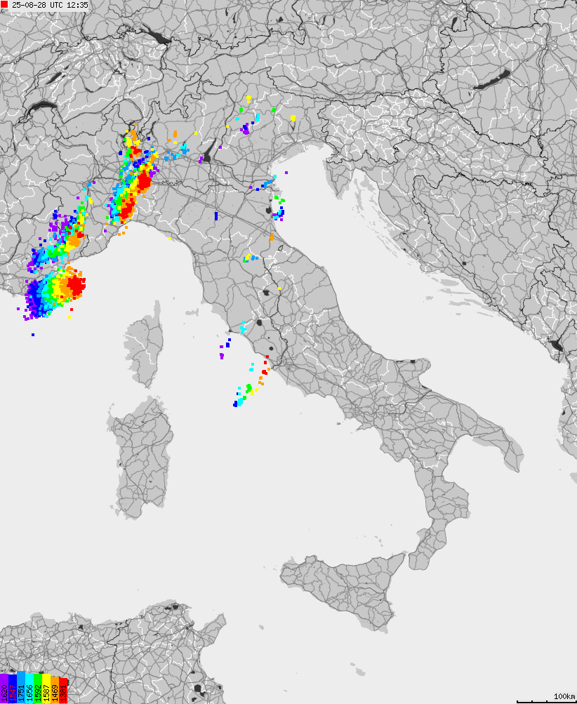 Map of lightnings across Italy