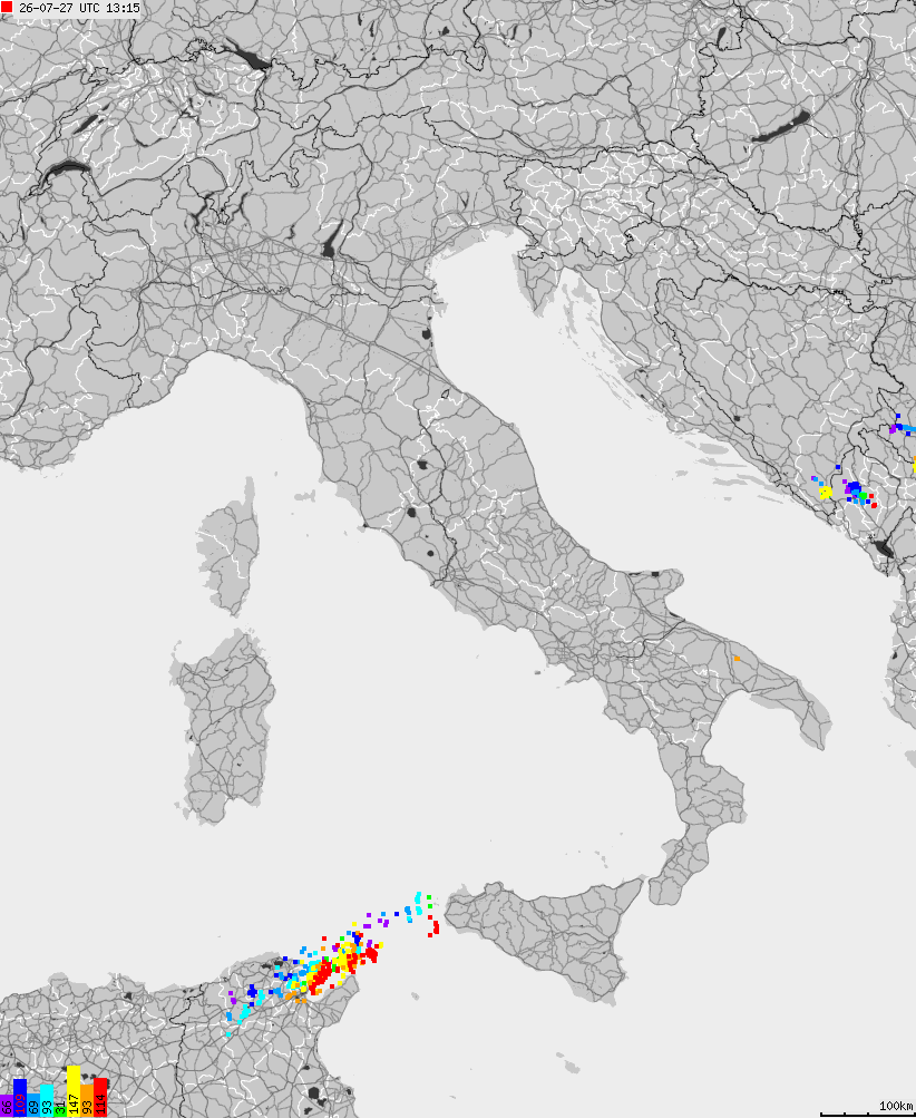 Mapa wyładowań atmosferycznych na obszarze Włoch