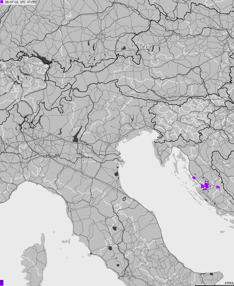 Mapa wyładowań atmosferycznych na obszarze Włoch