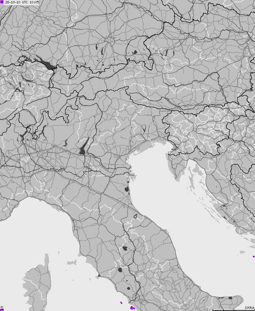 Mapa wyładowań atmosferycznych na obszarze Włoch