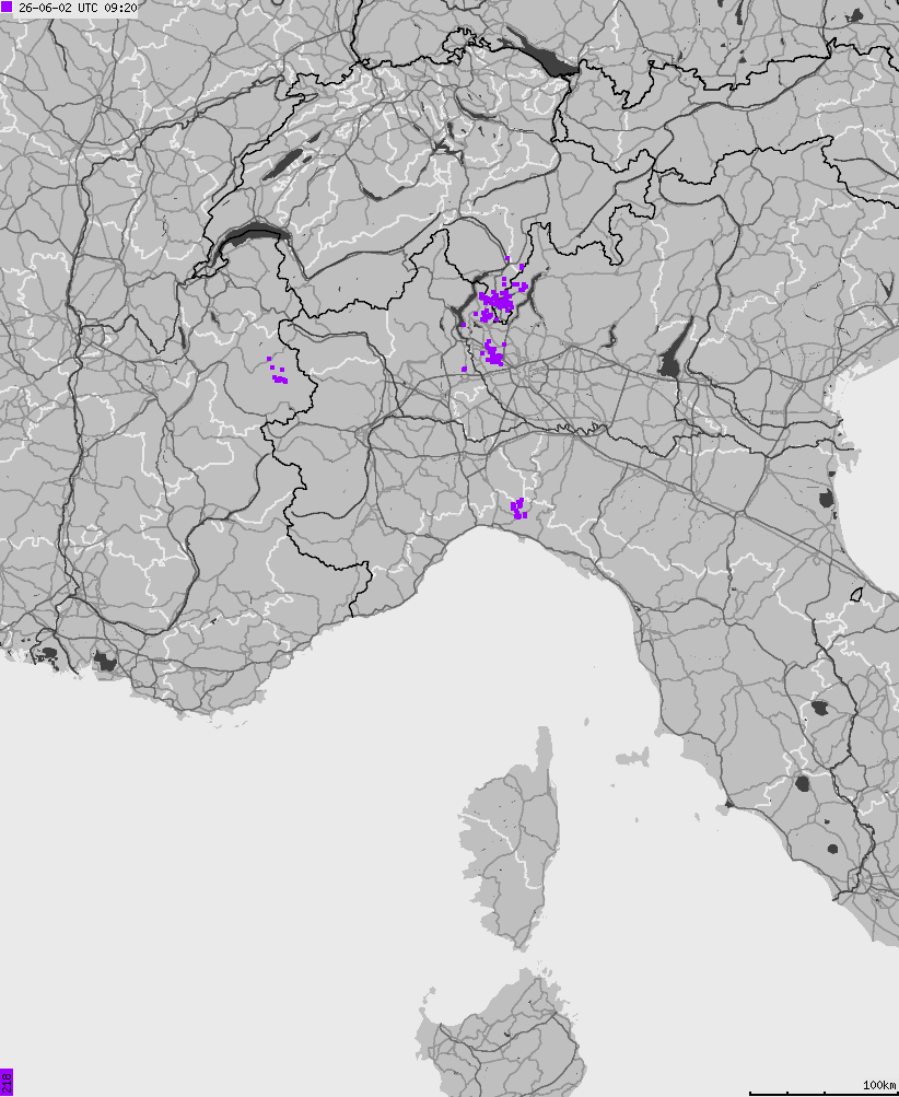 Mapa wyładowań atmosferycznych na obszarze Włoch