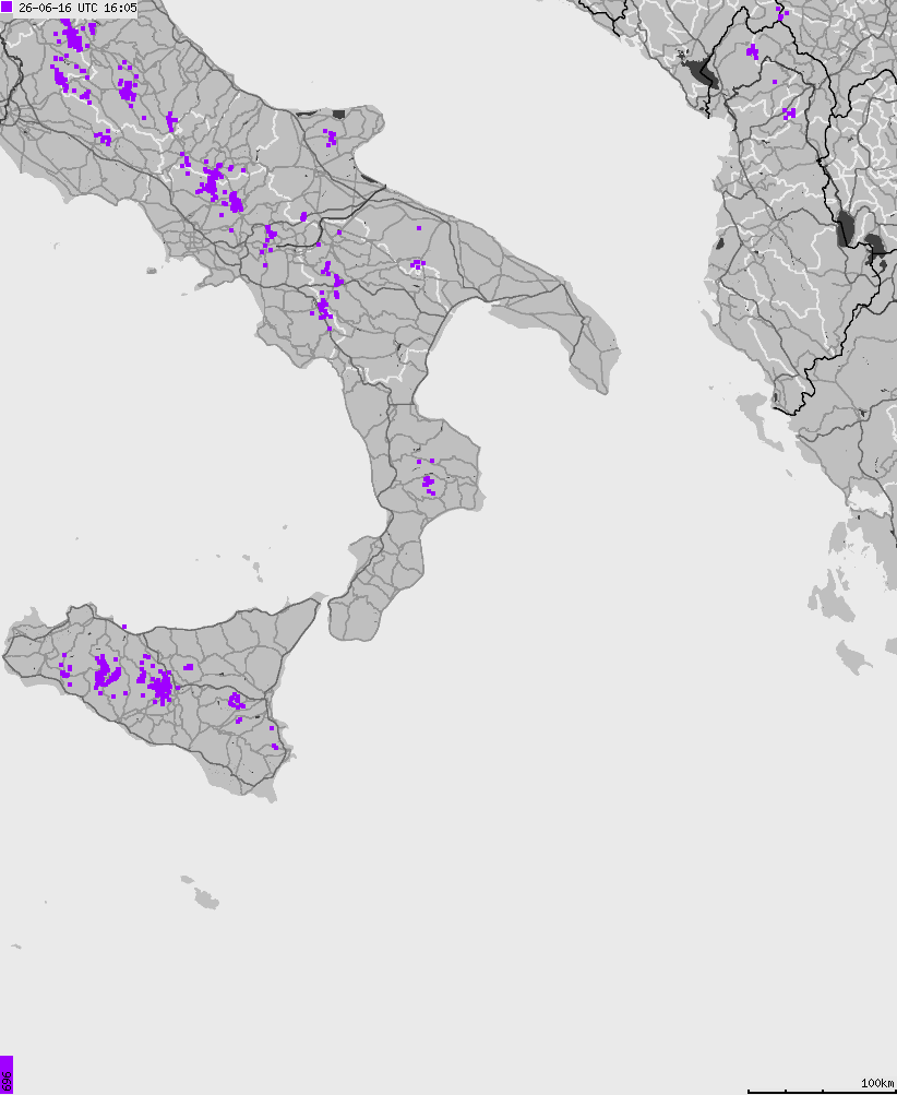 Mapa wyładowań atmosferycznych na obszarze Włoch
