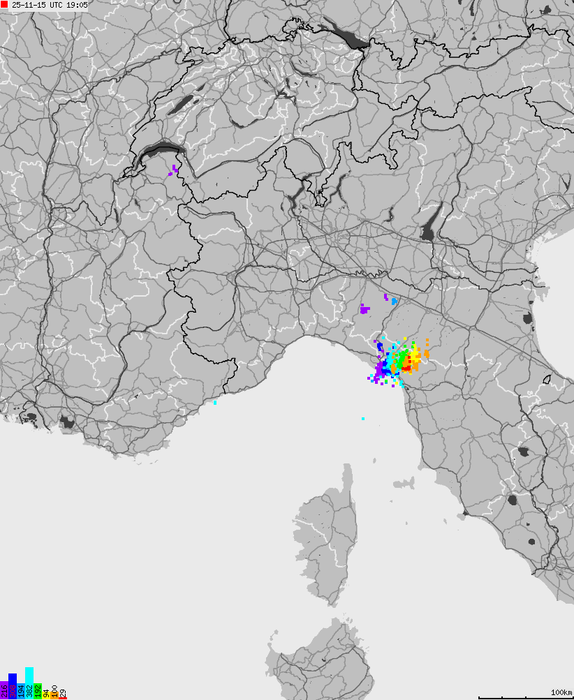 Mapa wyładowań atmosferycznych na obszarze Włoch