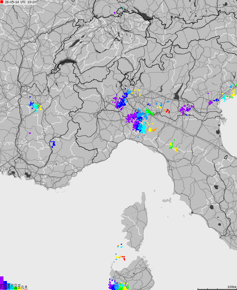 Mapa wyładowań atmosferycznych na obszarze Włoch
