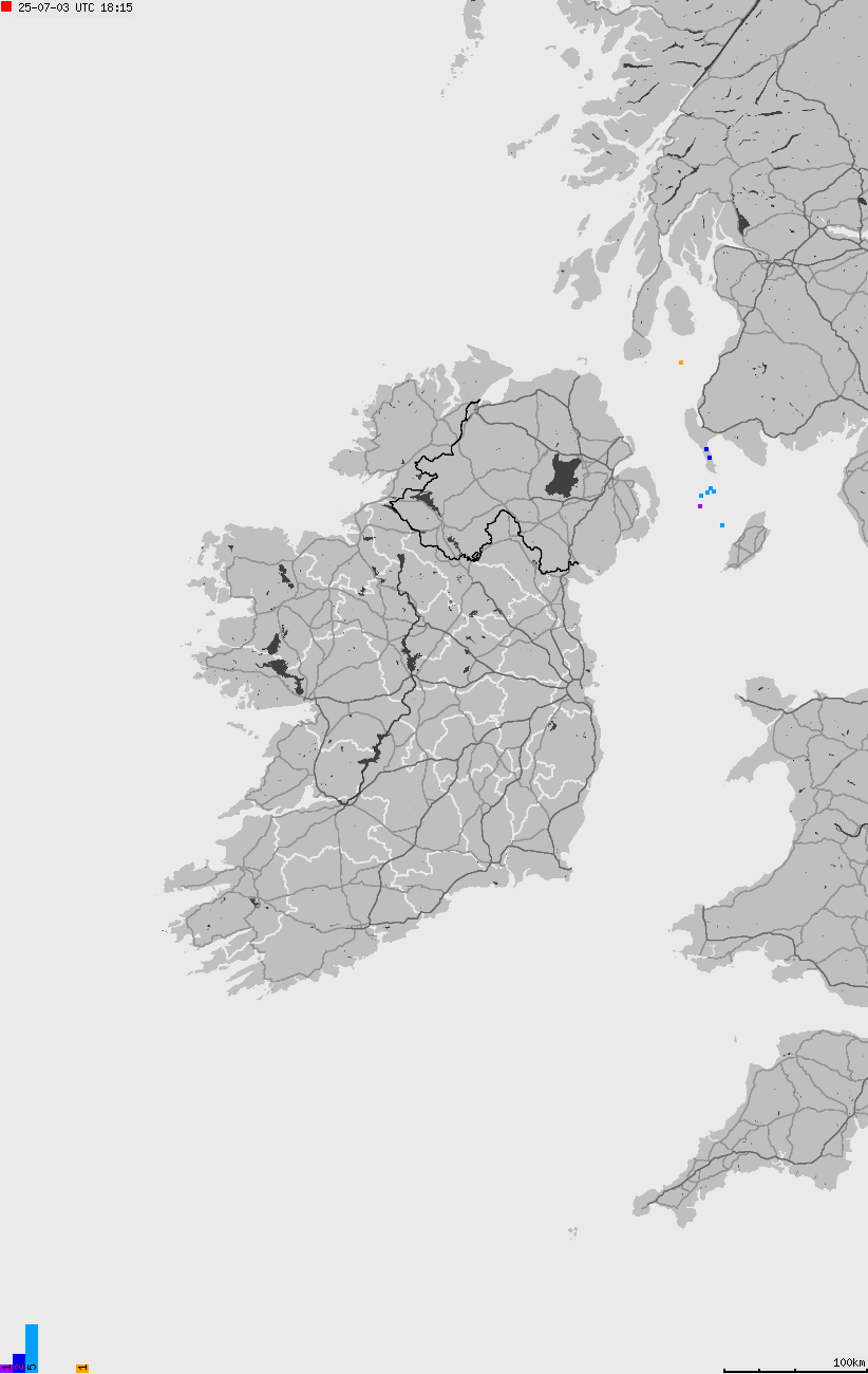 Mapa wyładowań atmosferycznych na obszarze Wysp Brytyjskich
