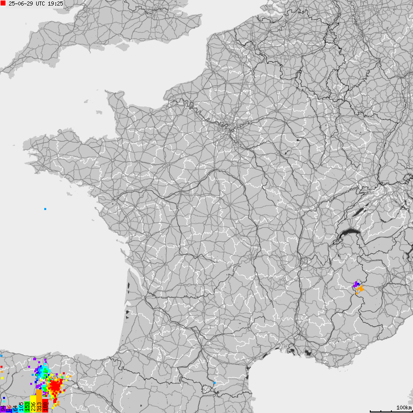 Mapa wyładowań atmosferycznych Francji